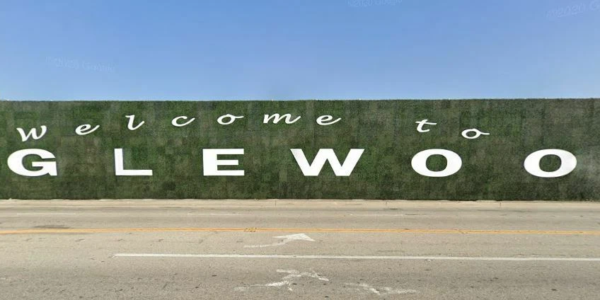 550 W Manchester Blvd