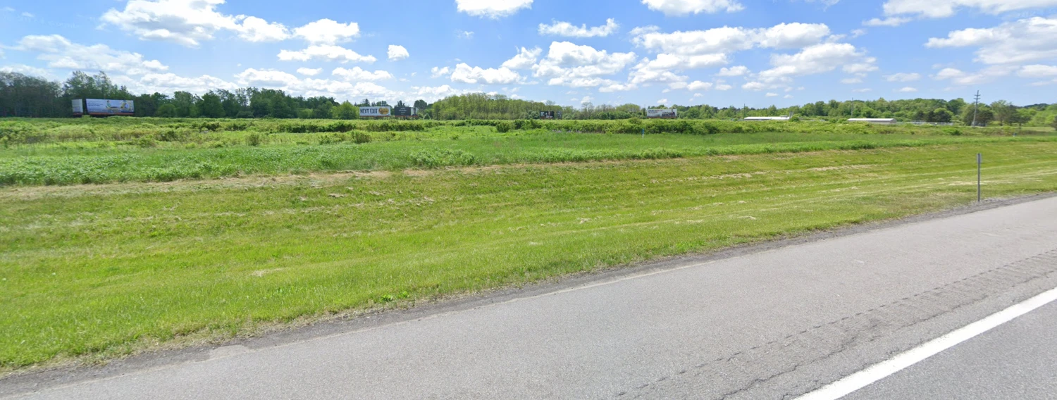 5956 Genesee St - 5+/- Acres Vacant Land