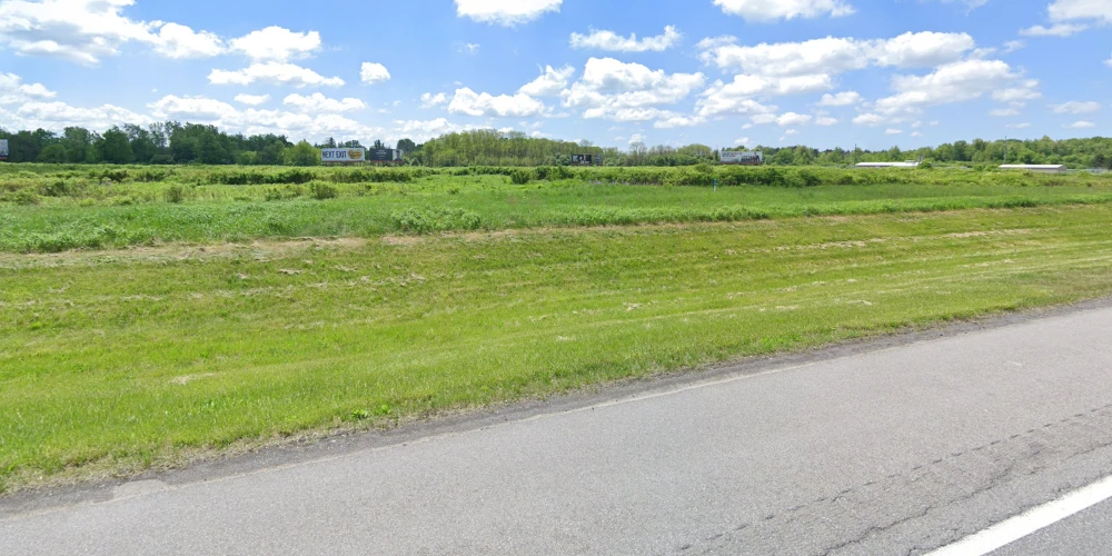 5956 Genesee St - 5+/- Acres Vacant Land
