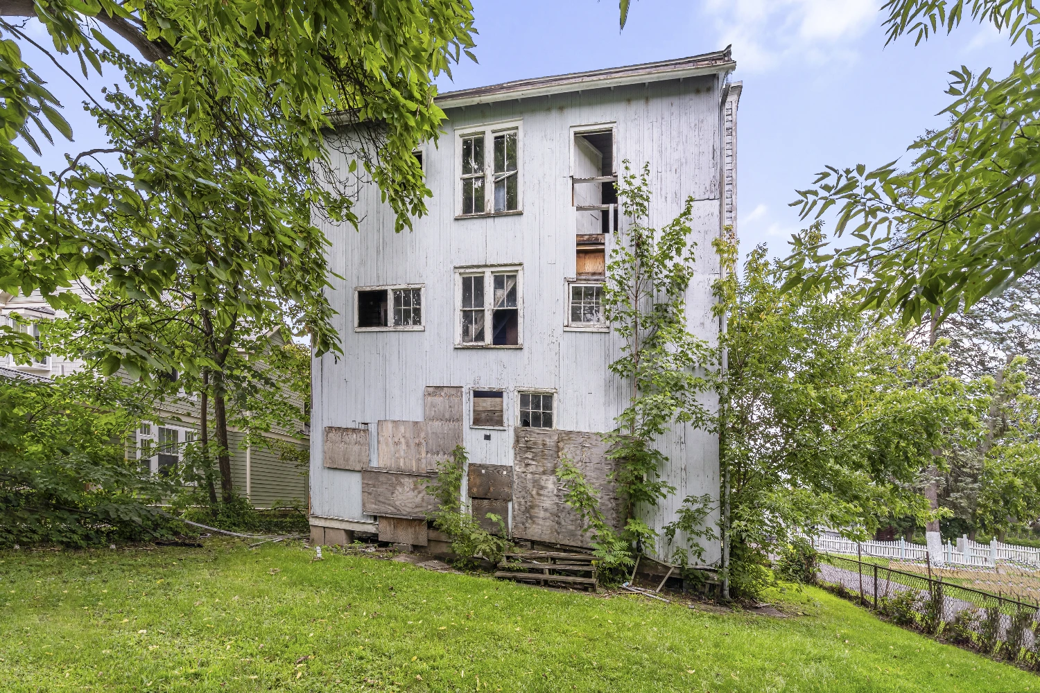 93 Walnut St, Binghamton, NY for sale