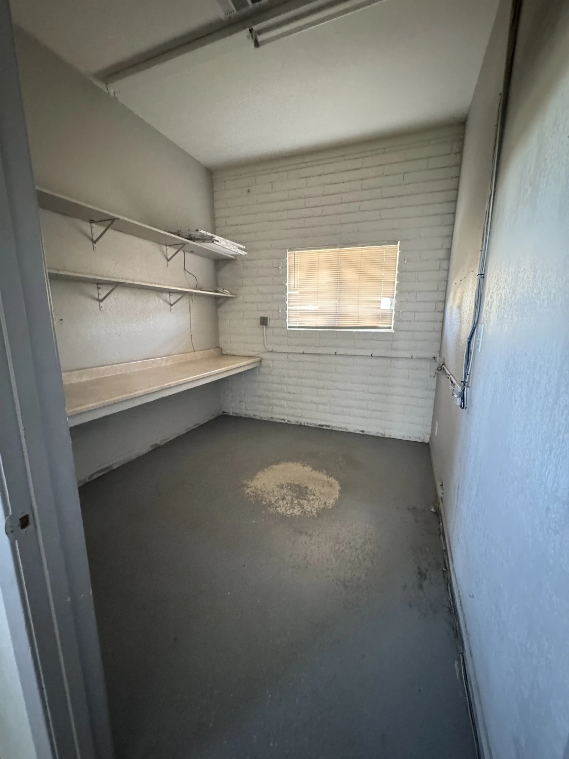 32nd St Stand-Alone Commercial