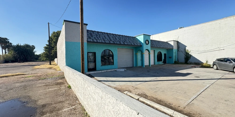 Central Mesa Building