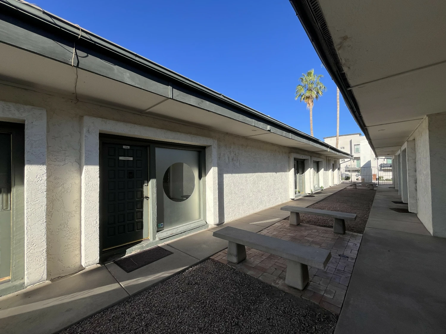 La Oua Plaza