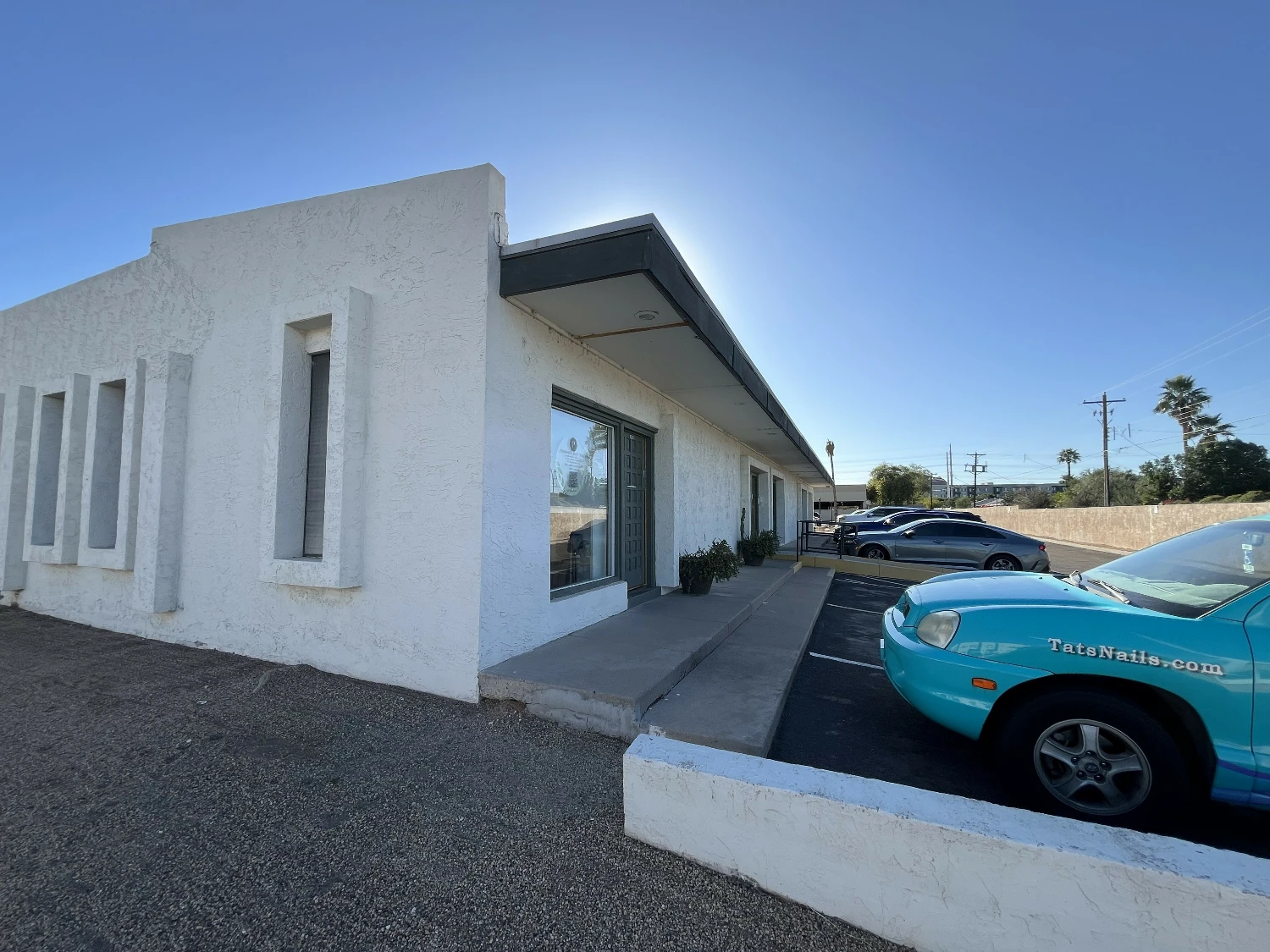 La Oua Plaza