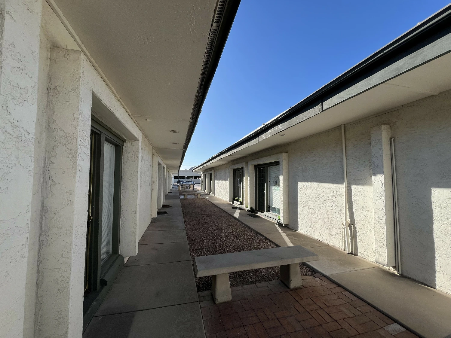La Oua Plaza