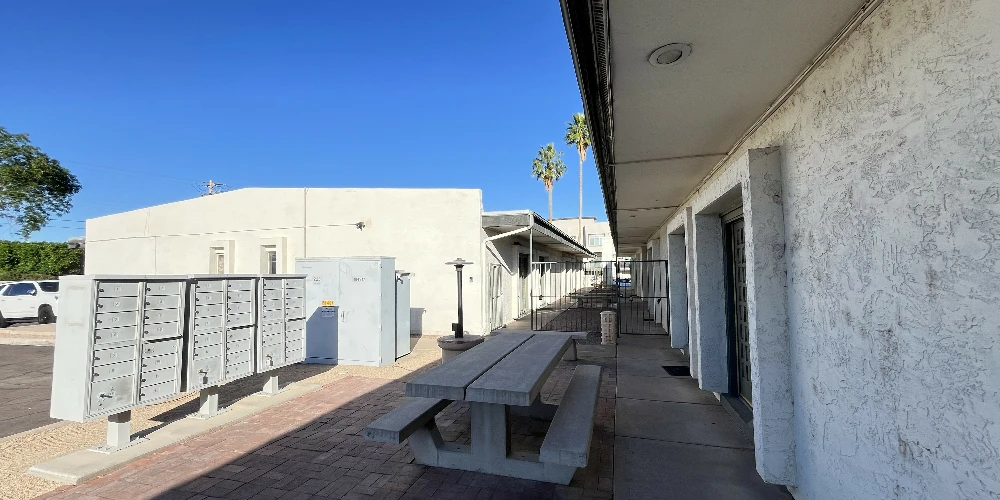 La Oua Plaza