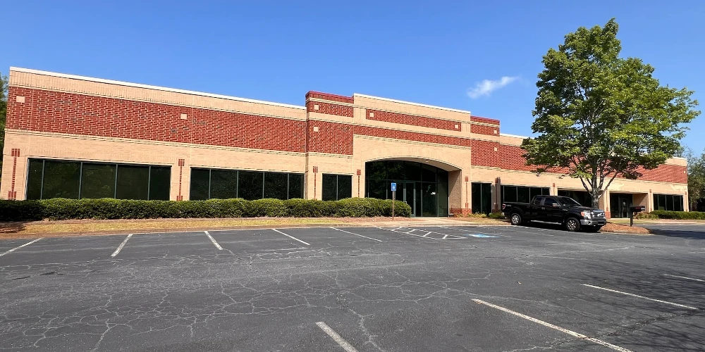 Leased Freestanding Warehouse Industrial / Flex
