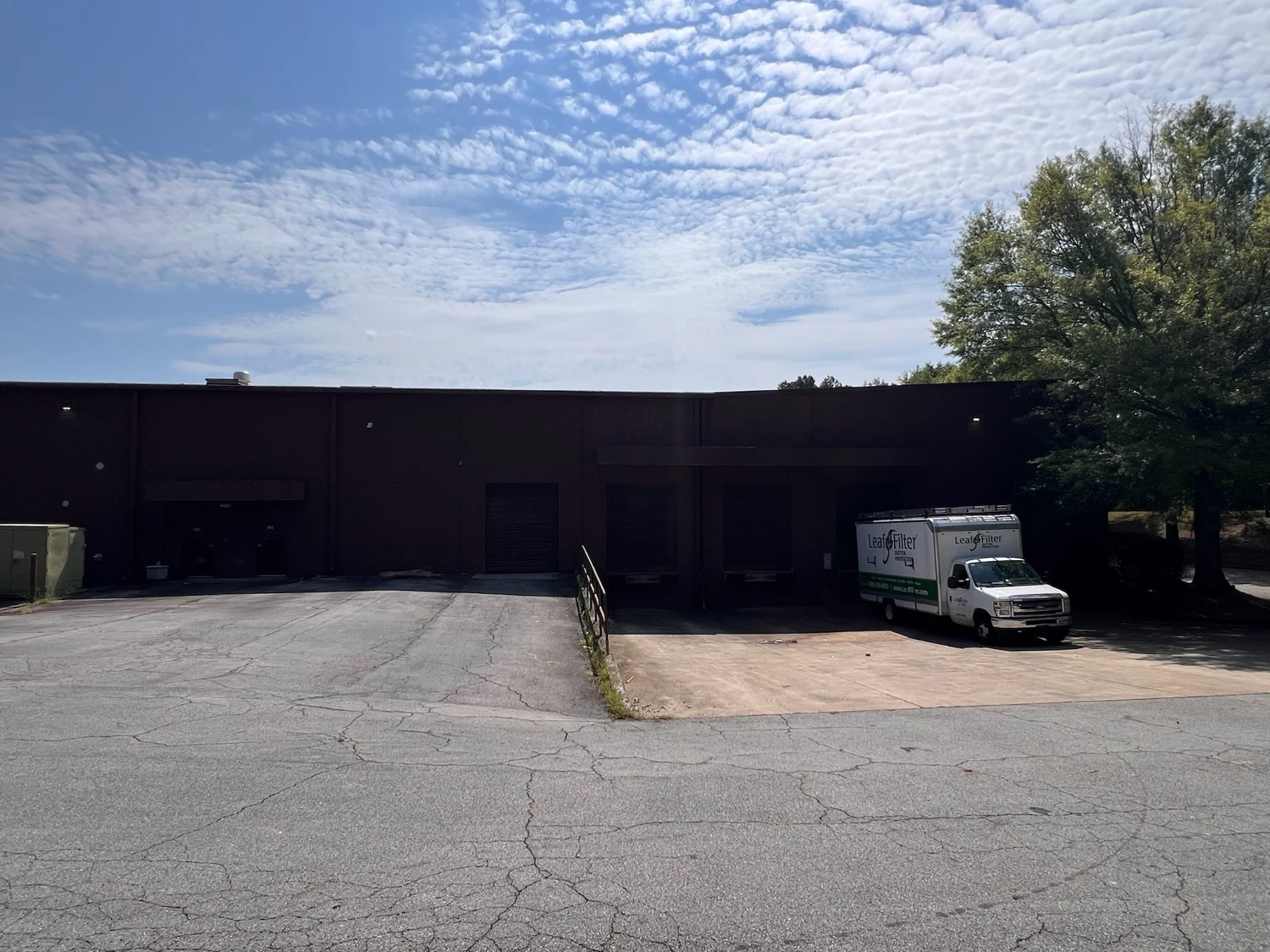 Leased Freestanding Warehouse Industrial / Flex