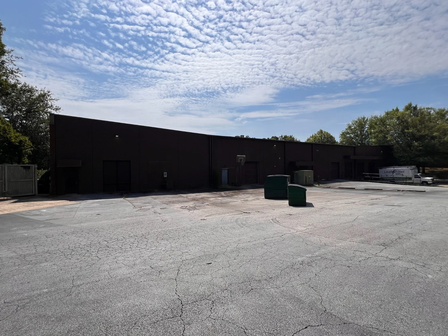 Leased Freestanding Warehouse Industrial / Flex