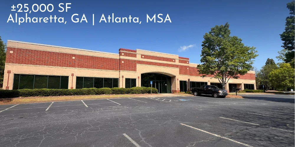 Leased Freestanding Warehouse Industrial / Flex