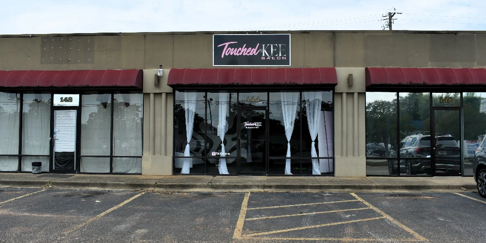 100-156 Mendel Pkwy. - 17,516 SF, 15-unit Retail Strip Center 