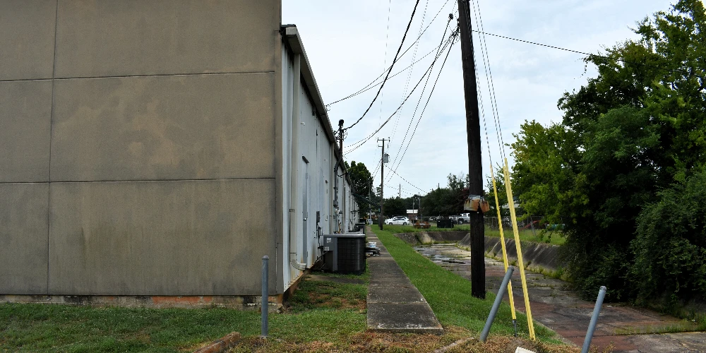 100-156 Mendel Pkwy. - 17,516 SF, 15-unit Retail Strip Center 