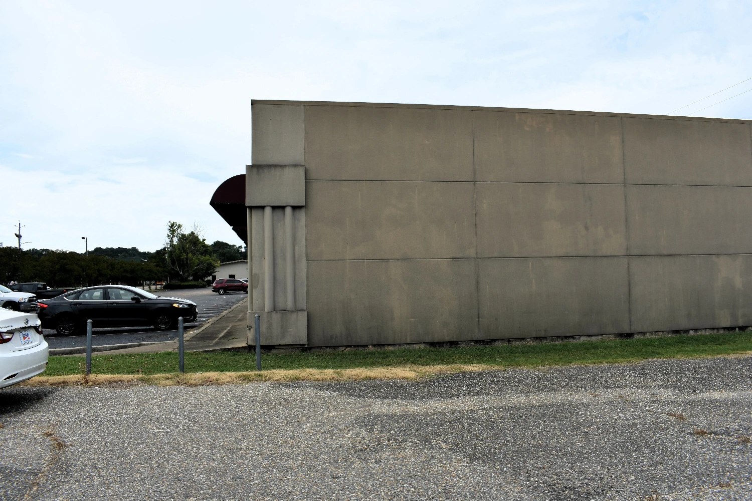 100-156 Mendel Pkwy. - 17,516 SF, 15-unit Retail Strip Center 