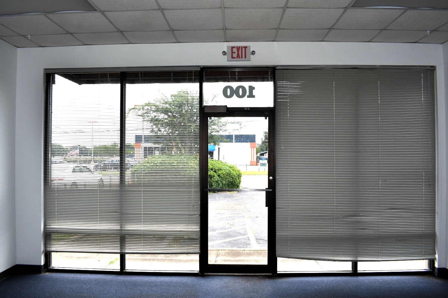 100-156 Mendel Pkwy. - 17,516 SF, 15-unit Retail Strip Center 