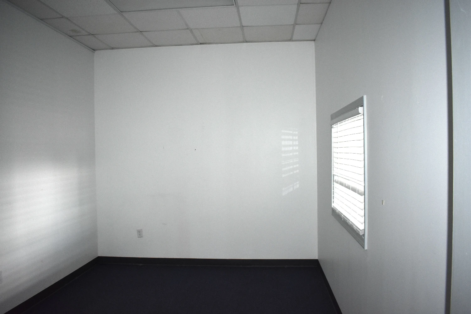 100-156 Mendel Pkwy. - 17,516 SF, 15-unit Retail Strip Center 