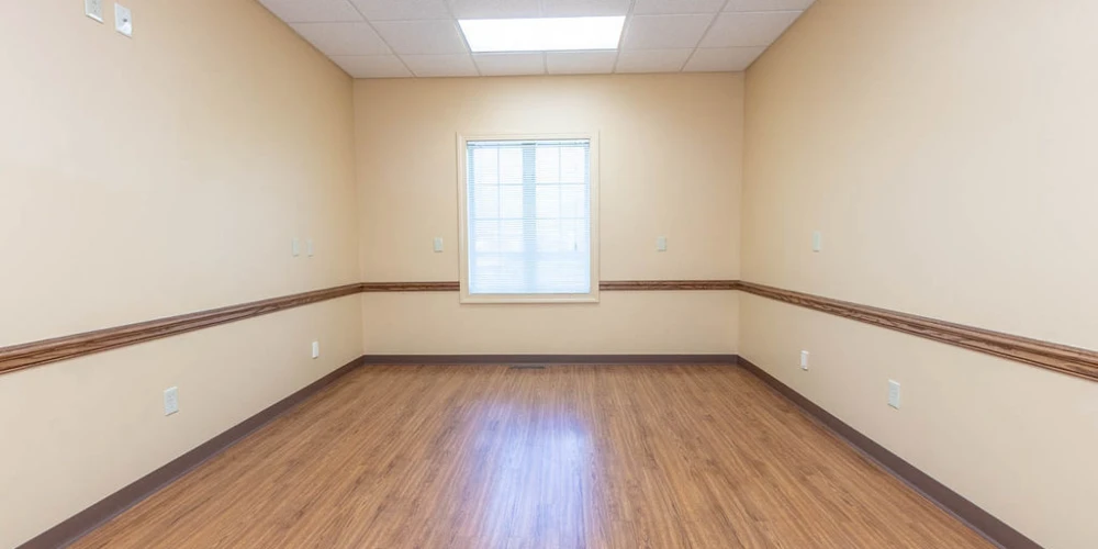 140 Professional Pkwy  -Medical & Professional Offices