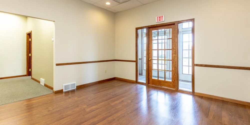 140 Professional Pkwy  -Medical & Professional Offices