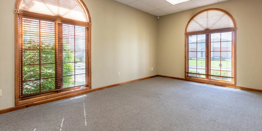 140 Professional Pkwy  -Medical & Professional Offices