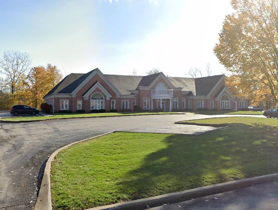 140 Professional Pkwy  -Medical & Professional Offices