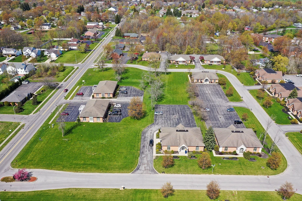 140 Professional Pkwy  -Medical & Professional Offices