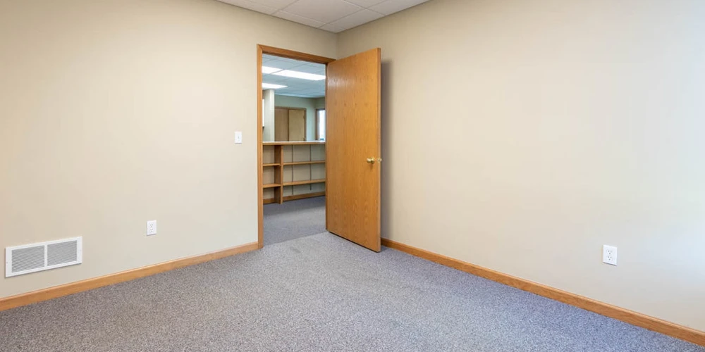 140 Professional Pkwy  -Medical & Professional Offices