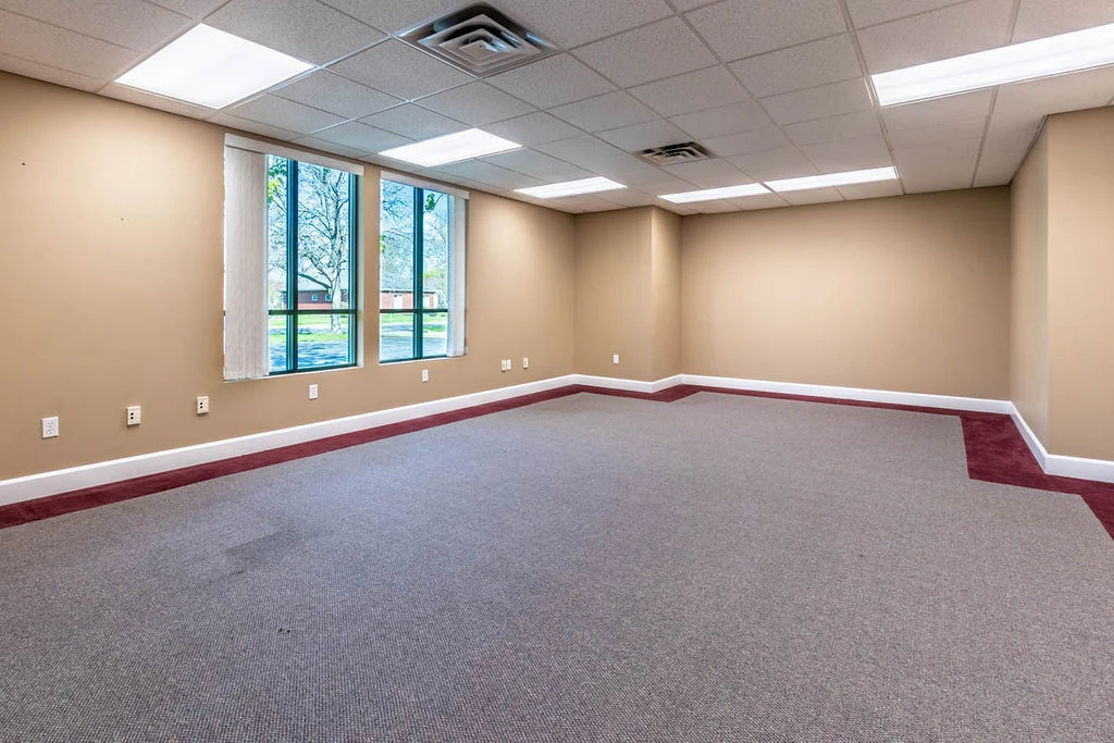 140 Professional Pkwy  -Medical & Professional Offices