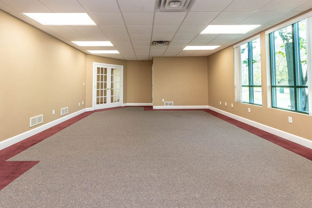 140 Professional Pkwy  -Medical & Professional Offices