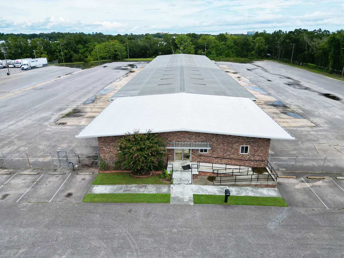 141 Industrial Blvd