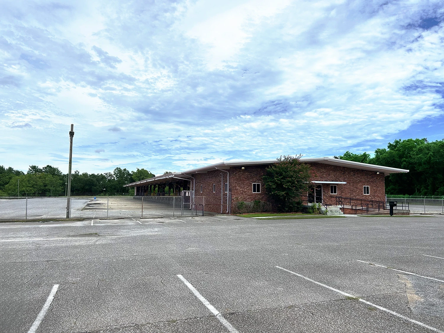 141 Industrial Blvd