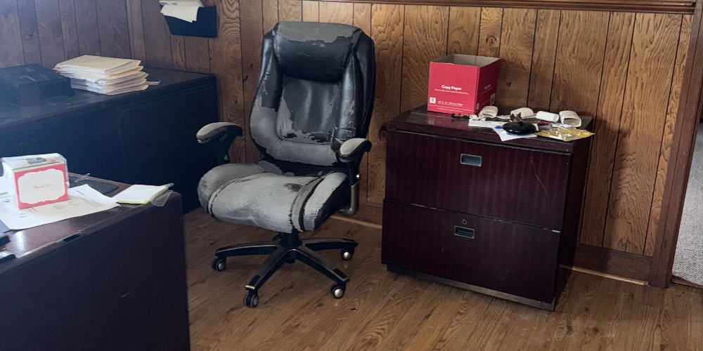 180 Hunter Loop Rd. - 2,000 SF Office 