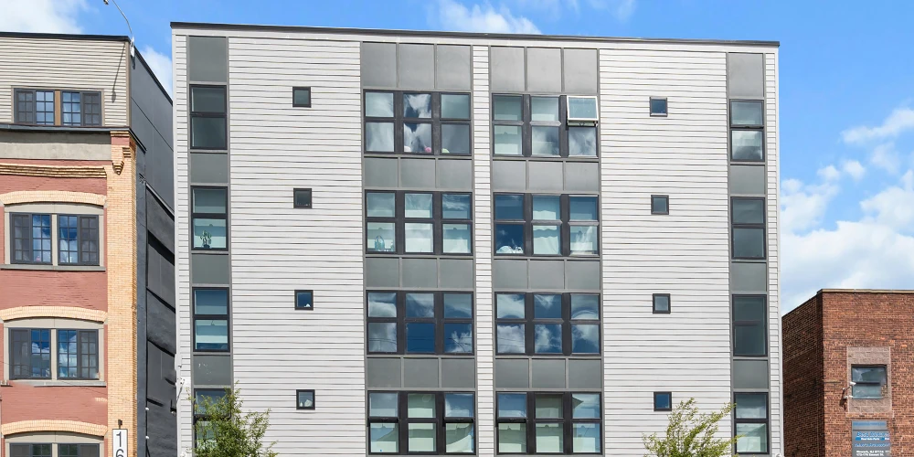 19 Unit Apartment Building In Newark For Sale