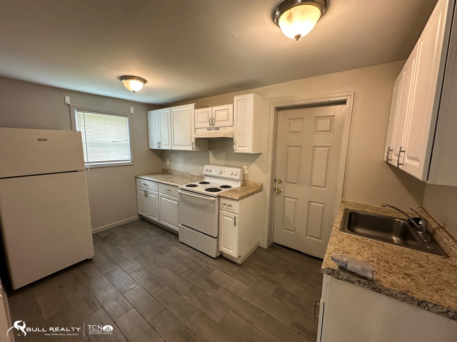 10 Unit Multifamily Near Downtown Atlanta | ±5,136 SF | Bank-Owned | English Avenue