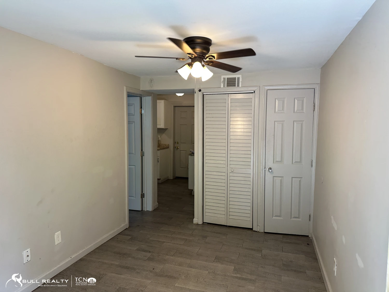 10 Unit Multifamily Near Downtown Atlanta | ±5,136 SF | Bank-Owned | English Avenue