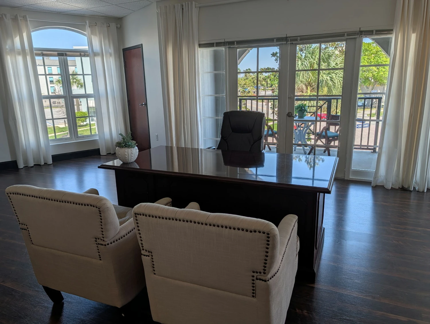 PREMIER GALLERIA MEDICAL & PROFESSIONAL OFFICE CONDOS  6,311 SF | 8,181 SF COMBINED