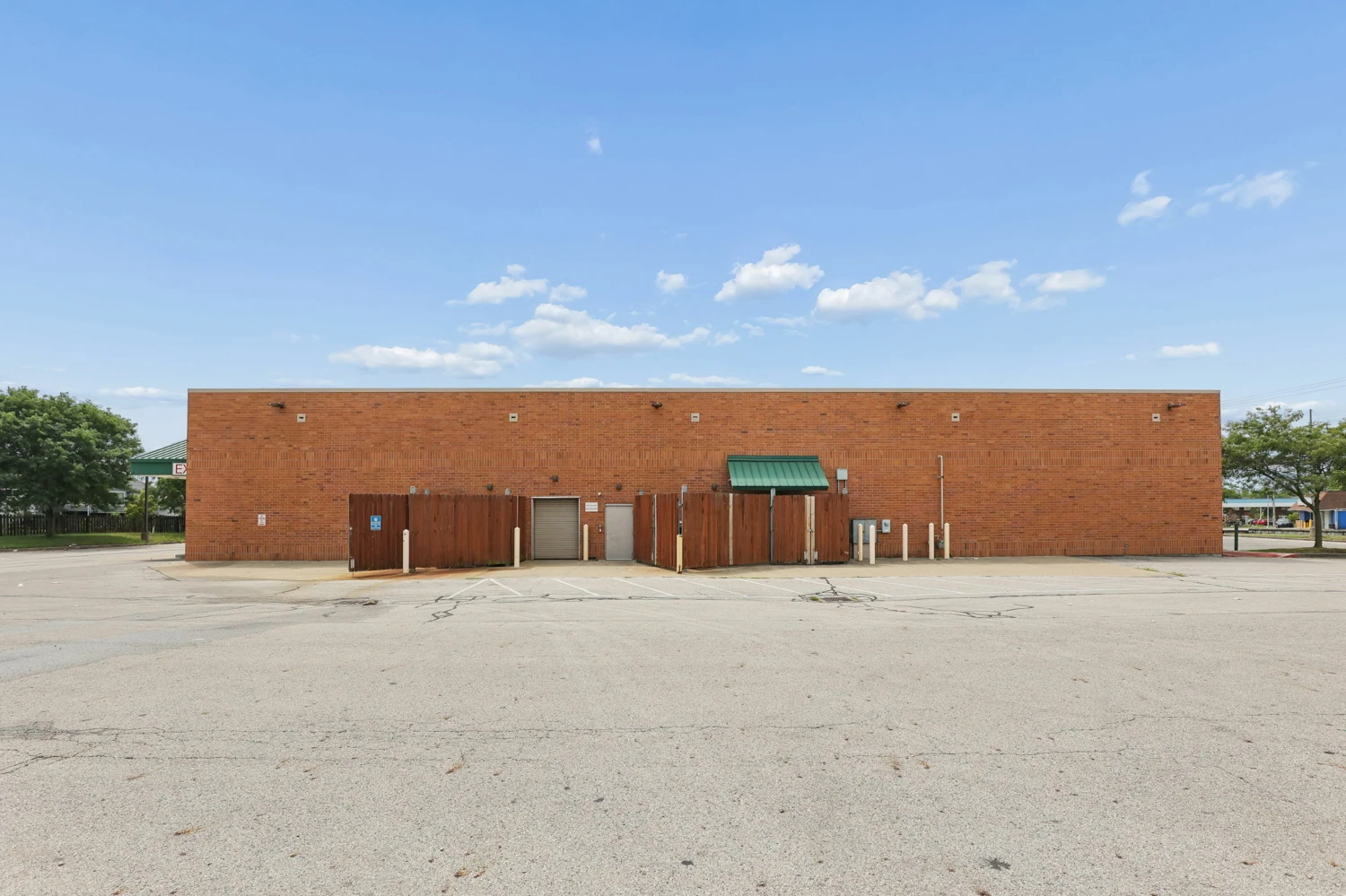 Retail Building for Sale or Lease | Columbus | NAI Ohio Equities