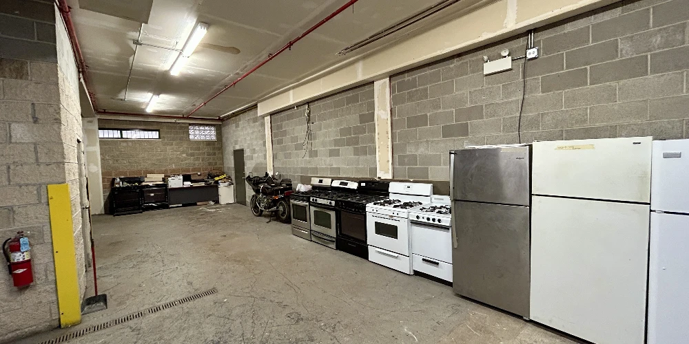 5923-27 S Wentworth - +/-7,000 SF Two-Story Industrial Warehouse and Office