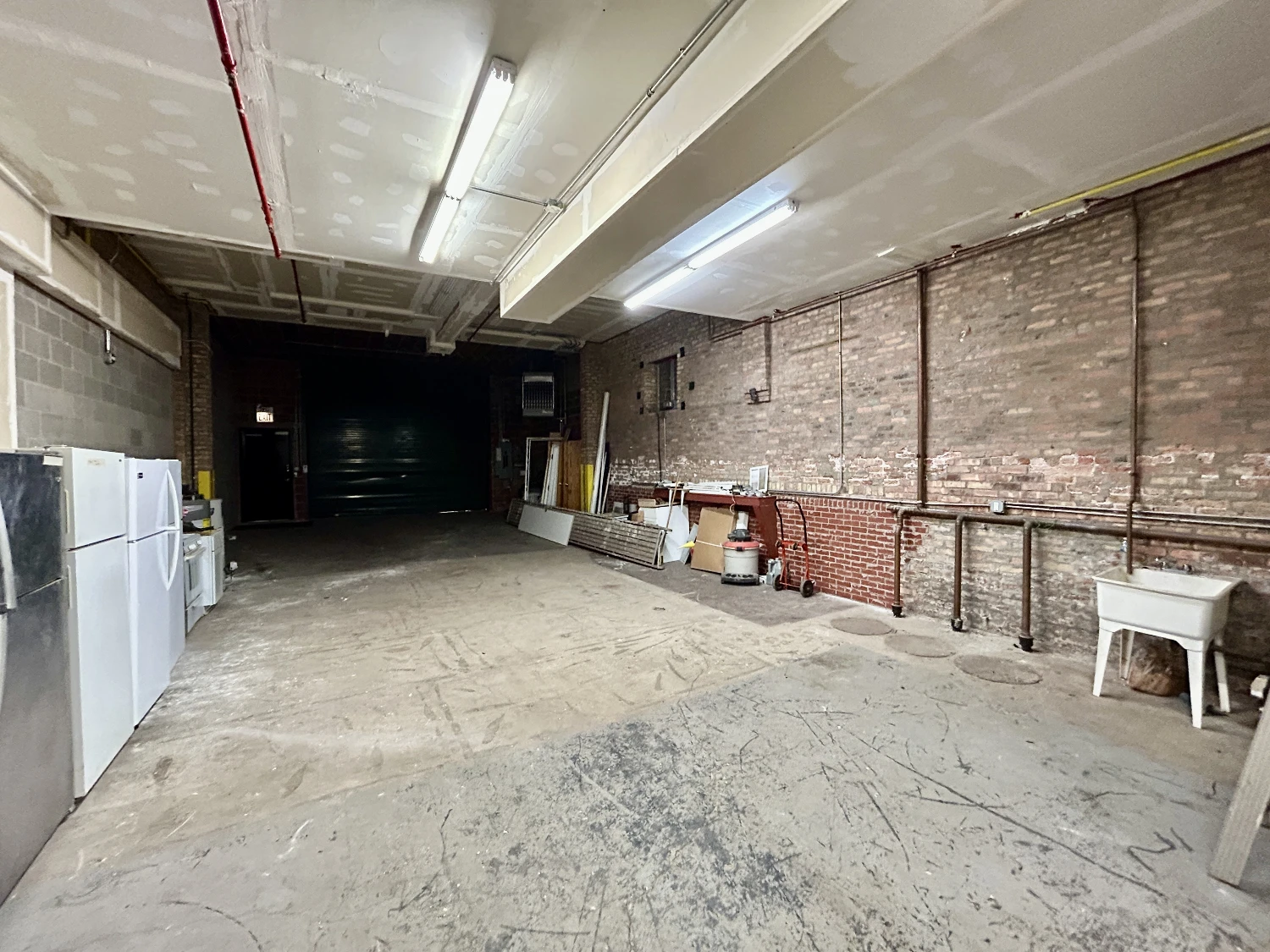 5923-27 S Wentworth - +/-7,000 SF Two-Story Industrial Warehouse and Office