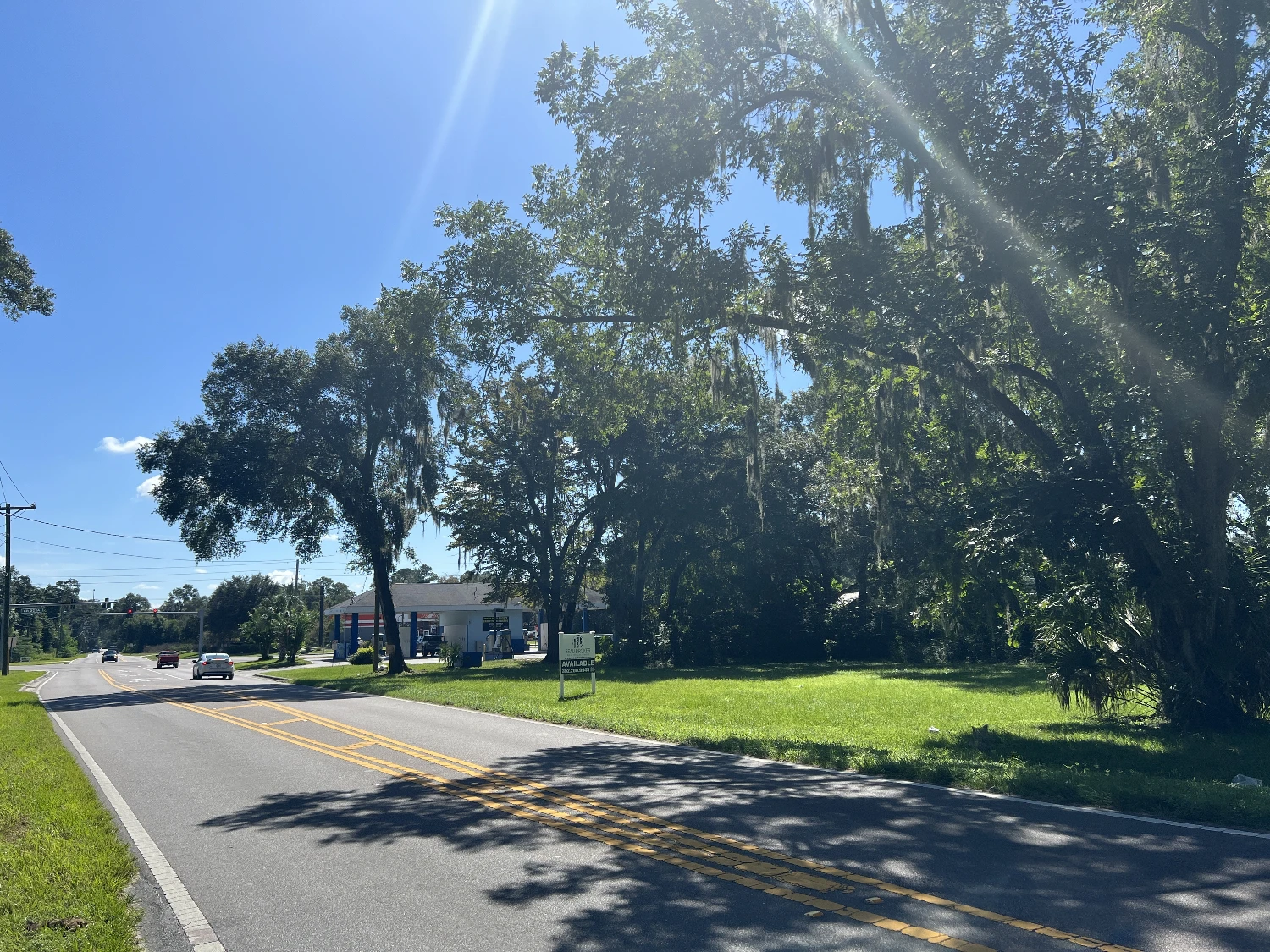 Land For Sale - 940 NE 35th St. 