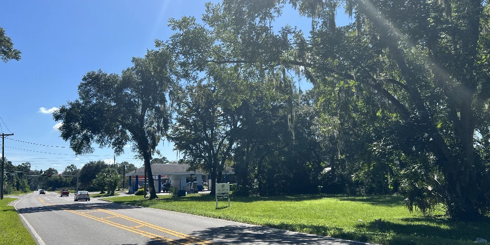 Land For Sale - 940 NE 35th St. 
