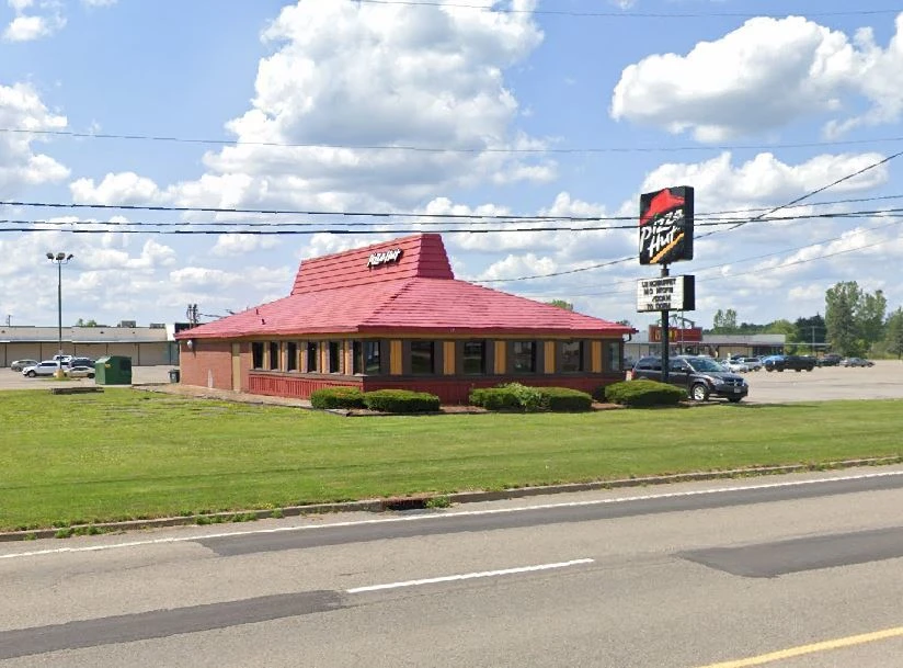12189 Route 16 -  Former Pizza Hut -Yorkshire Plaza 