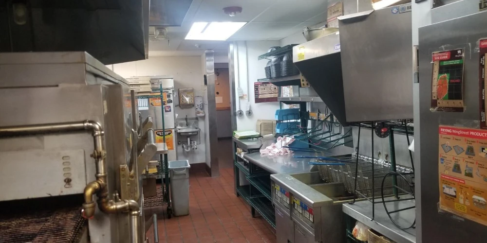 12189 Route 16 -  Former Pizza Hut -Yorkshire Plaza 