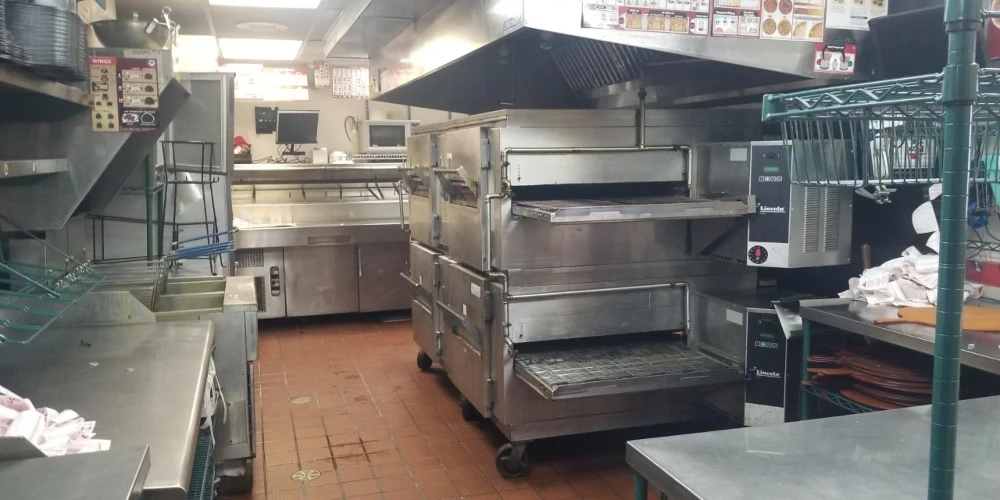 12189 Route 16 -  Former Pizza Hut -Yorkshire Plaza 