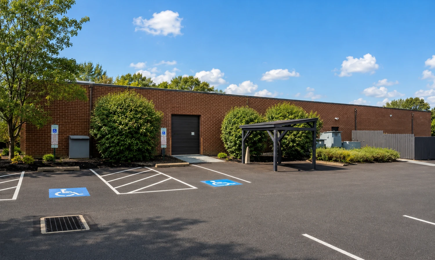 22,475 SF± Flex/Industrial Building