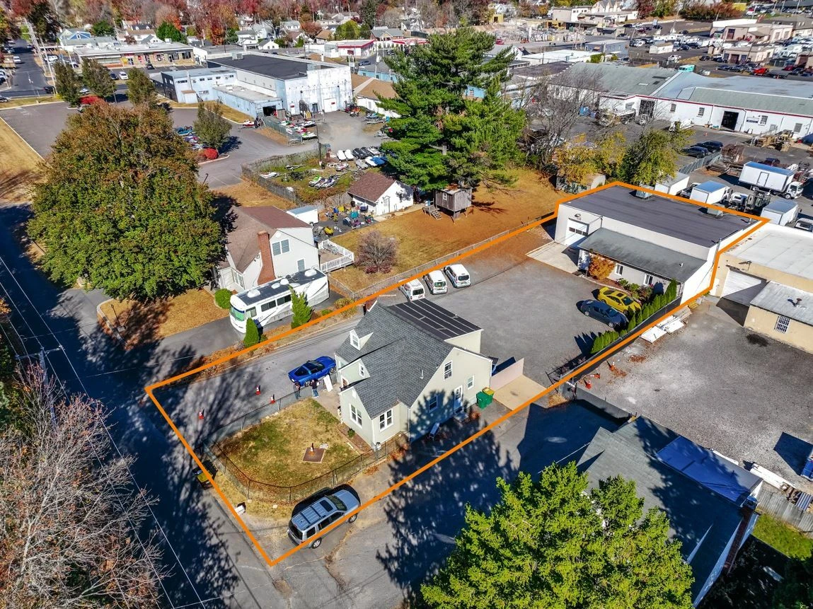 921 Woodbine Ave, Bensalem, PA for sale