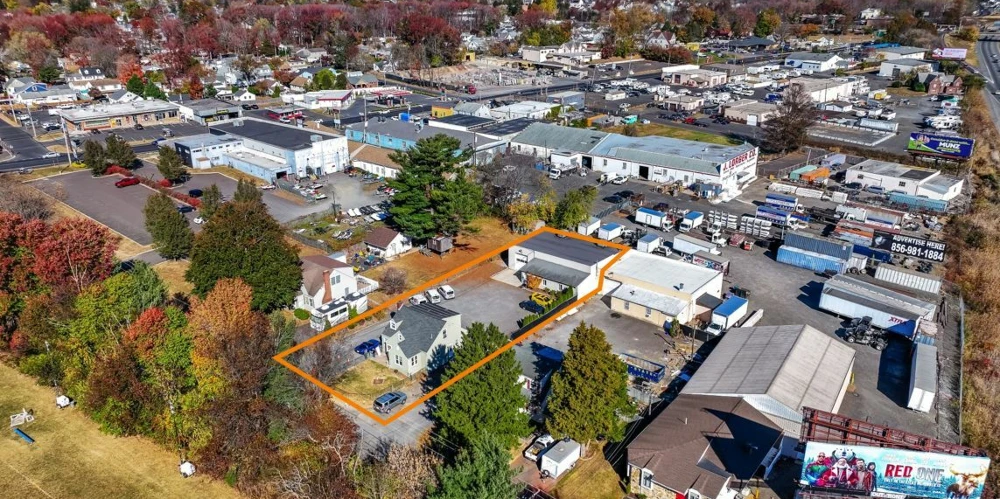 921 Woodbine Ave, Bensalem, PA for sale