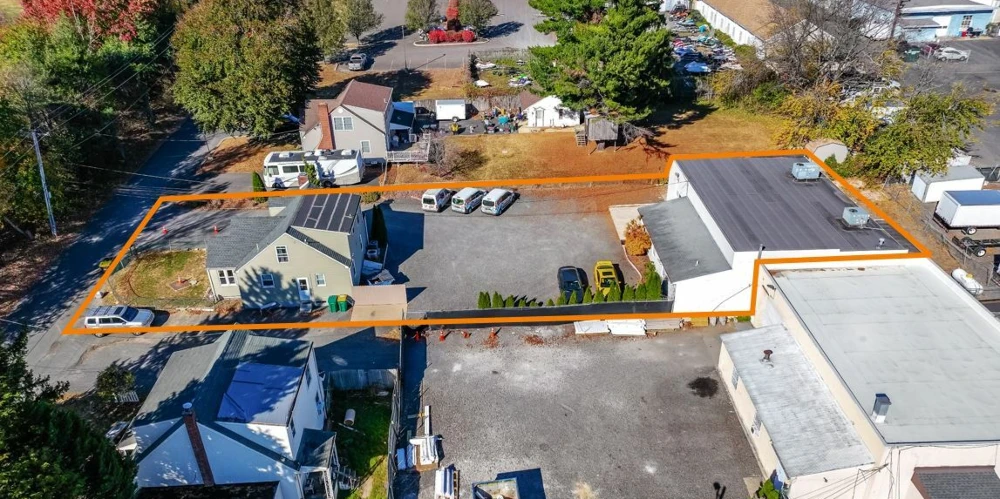 921 Woodbine Ave, Bensalem, PA for sale