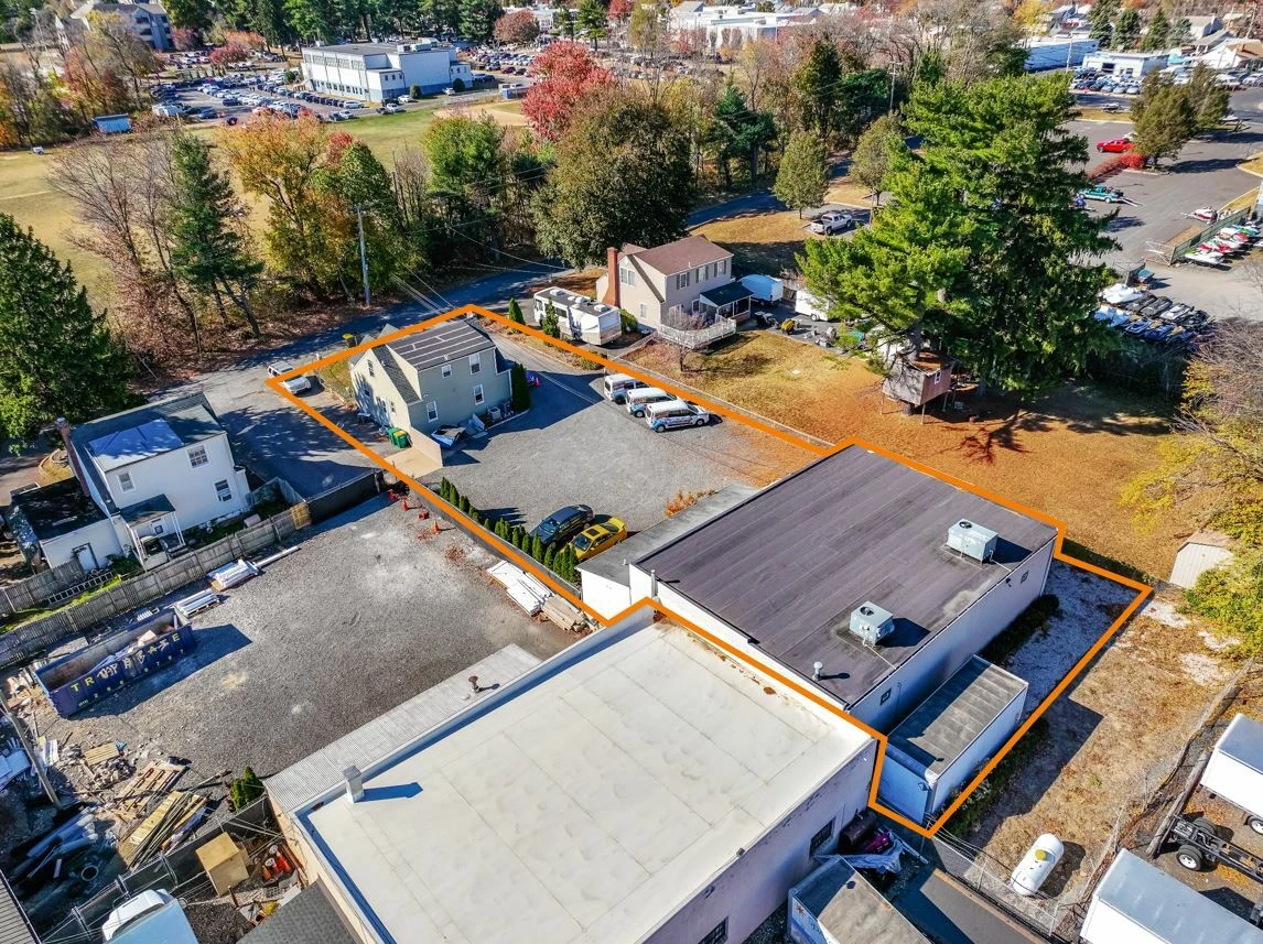 921 Woodbine Ave, Bensalem, PA for sale