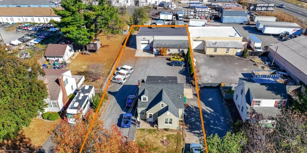921 Woodbine Ave, Bensalem, PA for sale