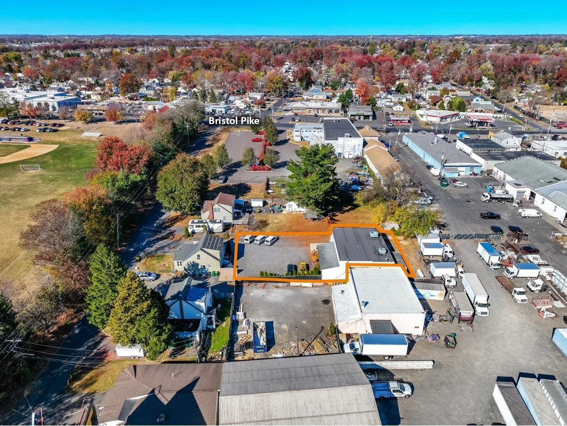 921 Woodbine Ave, Bensalem, PA for sale