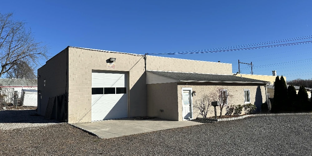 921 Woodbine Ave, Bensalem, PA for sale